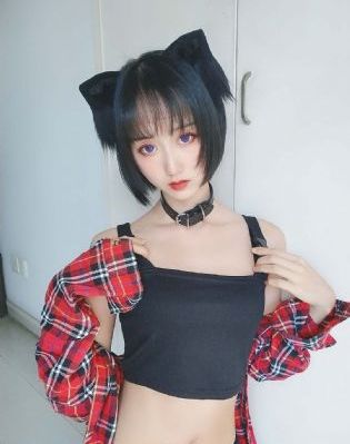 丝袜制服电影_国产剧在线手机播放